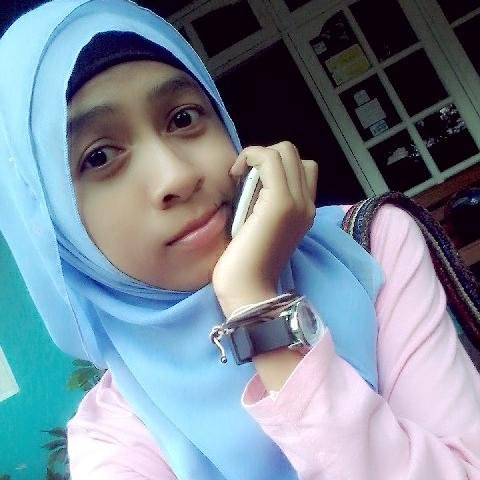 RiiaKurniia's profile picture. Bos kecil di XII IPS 2 !