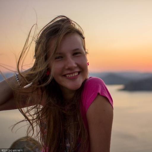 VZadnipryanaya's profile picture. 