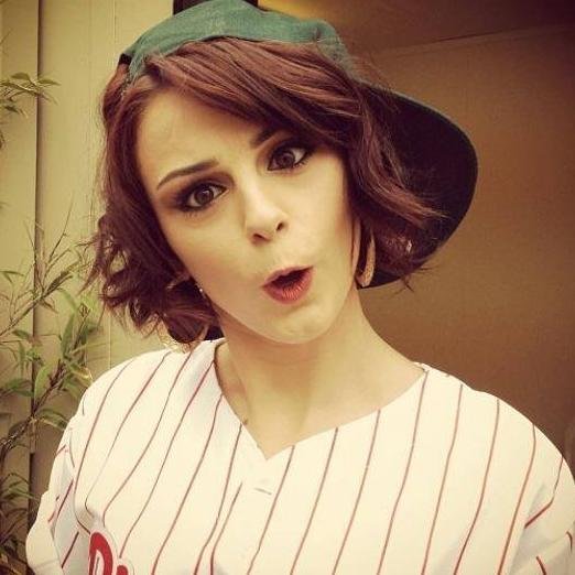 my princess @cherLloyd  i love u 3  follow me please
