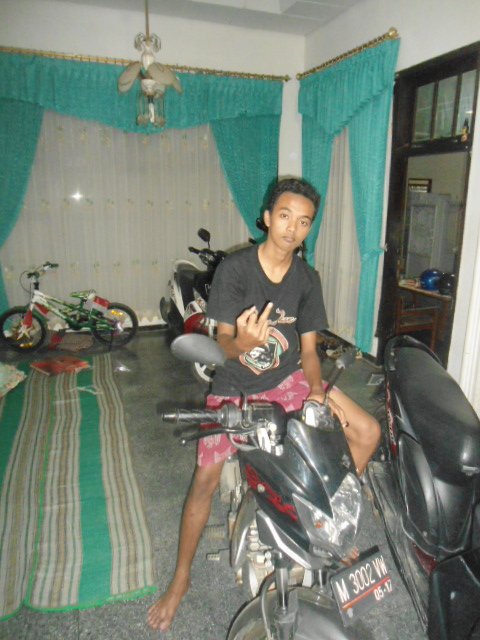 I'm sorry, I can't be perfect B-)