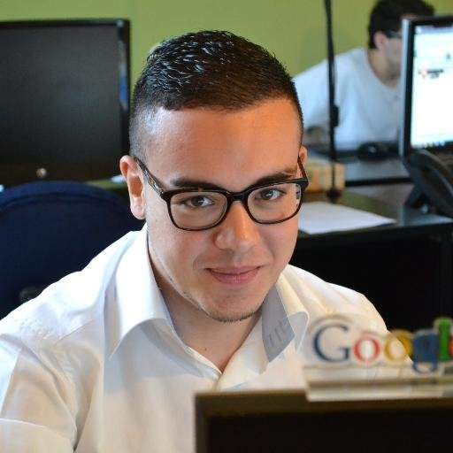 Spécialiste du web, je suis consultant en SEA/SEO #Internet #webmarketing #SEO #SEA #VSEO