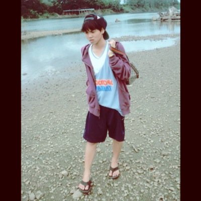 คิดยังไง ทวีตอย่างนั้น | เพ้อมากในแต่ละวัน | น้ำท่วมกูไม่กลัว เพราะโลกส่วนตัวกูสูง | เก้า สุภัสสรา ธนชาต FC.