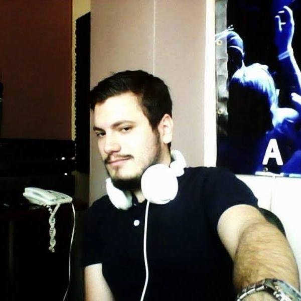Radio producer @ AlphaNews955 Drama (http://t.co/ln9zzVm9Fz) FB:http://t.co/qSTKy8gAFL...