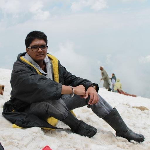 A Mechanical Engineer,photographer and explorer living life the real way .  Meet people,make friends