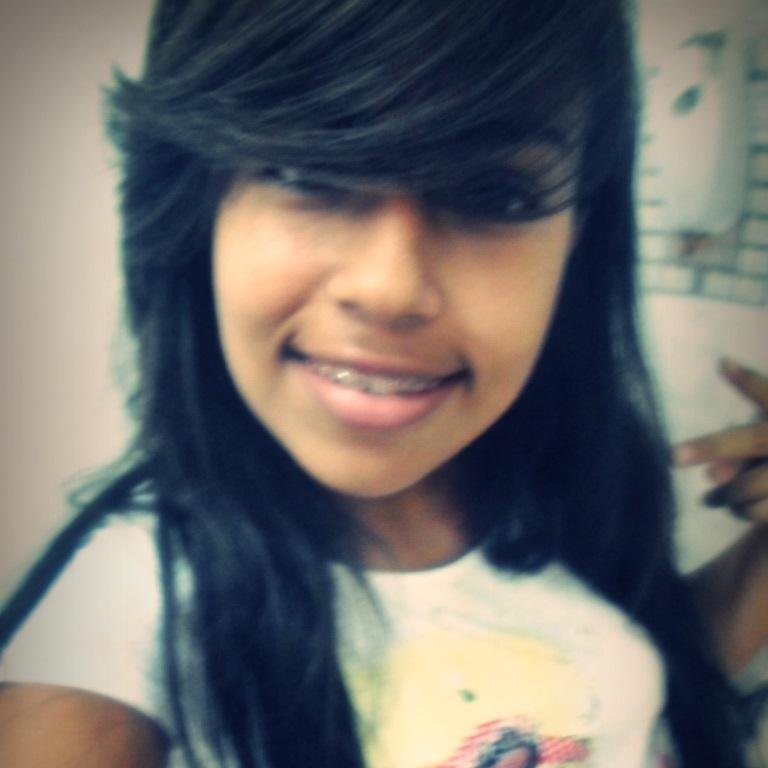 , Aqelaa Qee Sempre Estar Sorrindoo ! :3 '