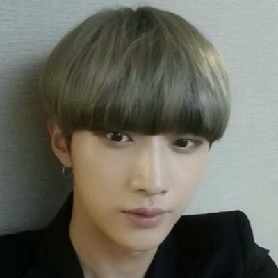 BANA 93line  じにょんとじにょんの顎ラインをこよなく愛しています。【６月30日】一生大切にします。びっぽありがとう。じにょん、愛してます。新芽ふぁいぶ永遠に大切です。大好きです。