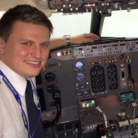 Ash_stonehouse's profile picture. Recently qualified Commercial Pilot with Multi-Engine and Instrument Rating.