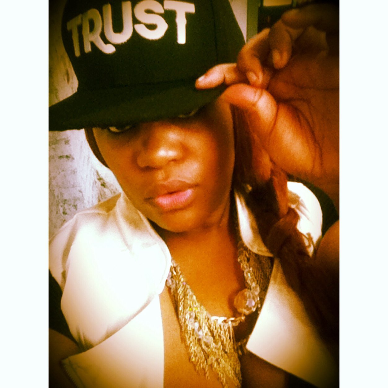 Singer , Songwriter, Actress Audio Engineer, Vocal Coach Trendsetter| Live everyday with love and Passion