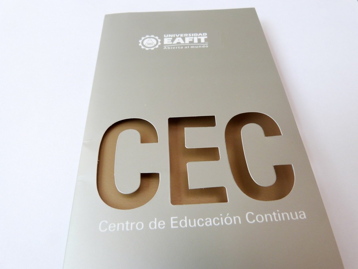 Somos una alternativa de información sobre los cursos y diplomados ofrecidos por la Universidad EAFIT. Cualquier duda estaremos atentos en atenderla. 2619227