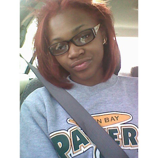 Mother of 1 
Biology Major
Psychology Minor
Philanthropist
