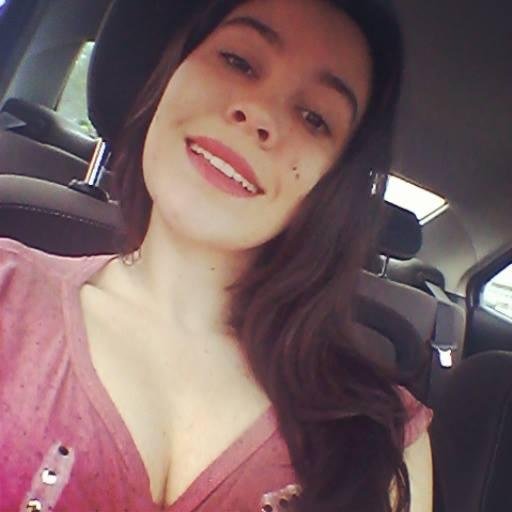 A vida é muito curta para acordar com arrependimentos. Ame as pessoas que te tratam bem. Acredite que tudo acontece por uma RAZÃO.