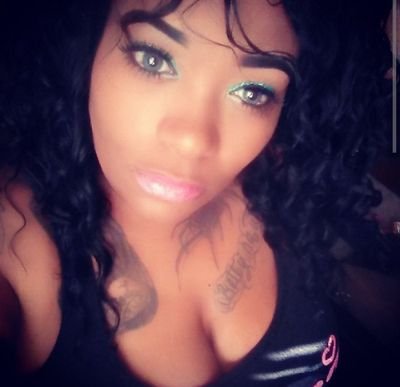 im a 30 yr old woman that love to enjoy life to the fullest....married and have one 1 child , aaliyah sky Hopkins my heart