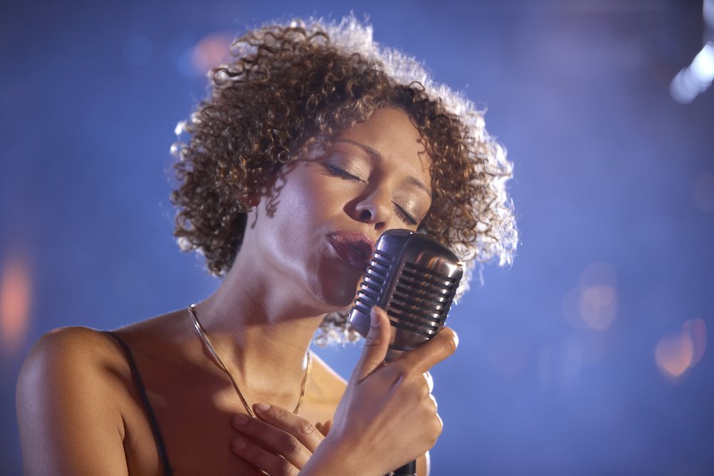 Become a better singer with the best lessons. Improve your tone, pitch and vocal range.