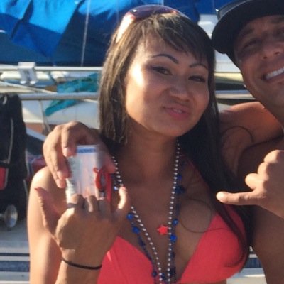 mariyah75's profile picture. Fb, iG, 4 mariyahdana or mariyah75 Woooohooo made it through another year!!!! Happy Holidayz