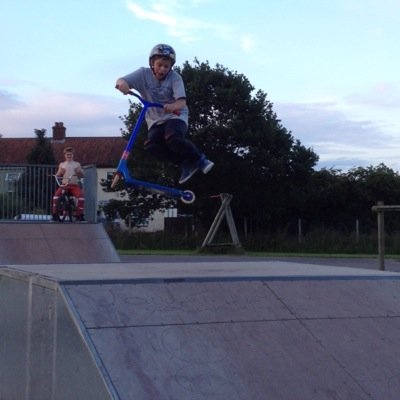 midgetandmighty's profile picture. 