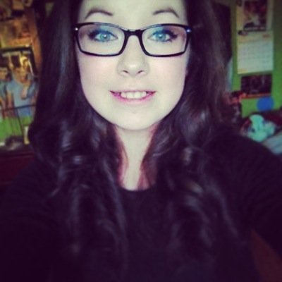 Make yourself stand out just enough to fit in ~ Youtube addict, Directioner, Trencher ~ Tbci❤