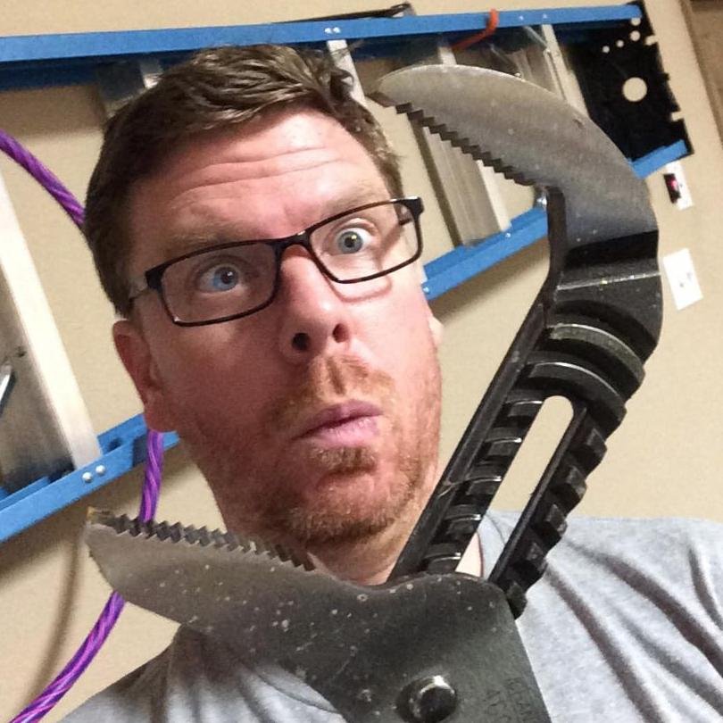 Creator, brandor, designor, dreamor, board gamor. Chief Creative at Strangeworks.