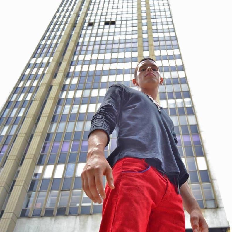 Deportista- Bar Athlete Extreme #ADICTBARZZ #StreetWorkout #MotivacionalMirror :D