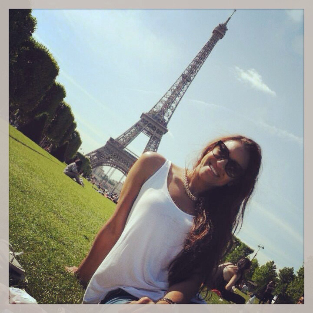 ilhaama's profile picture. Accountant, Happy wifey, mom to my furkids, always keeping fit whether it be running, gym or Pilates, addicted to good food and vino. **Loving Life**