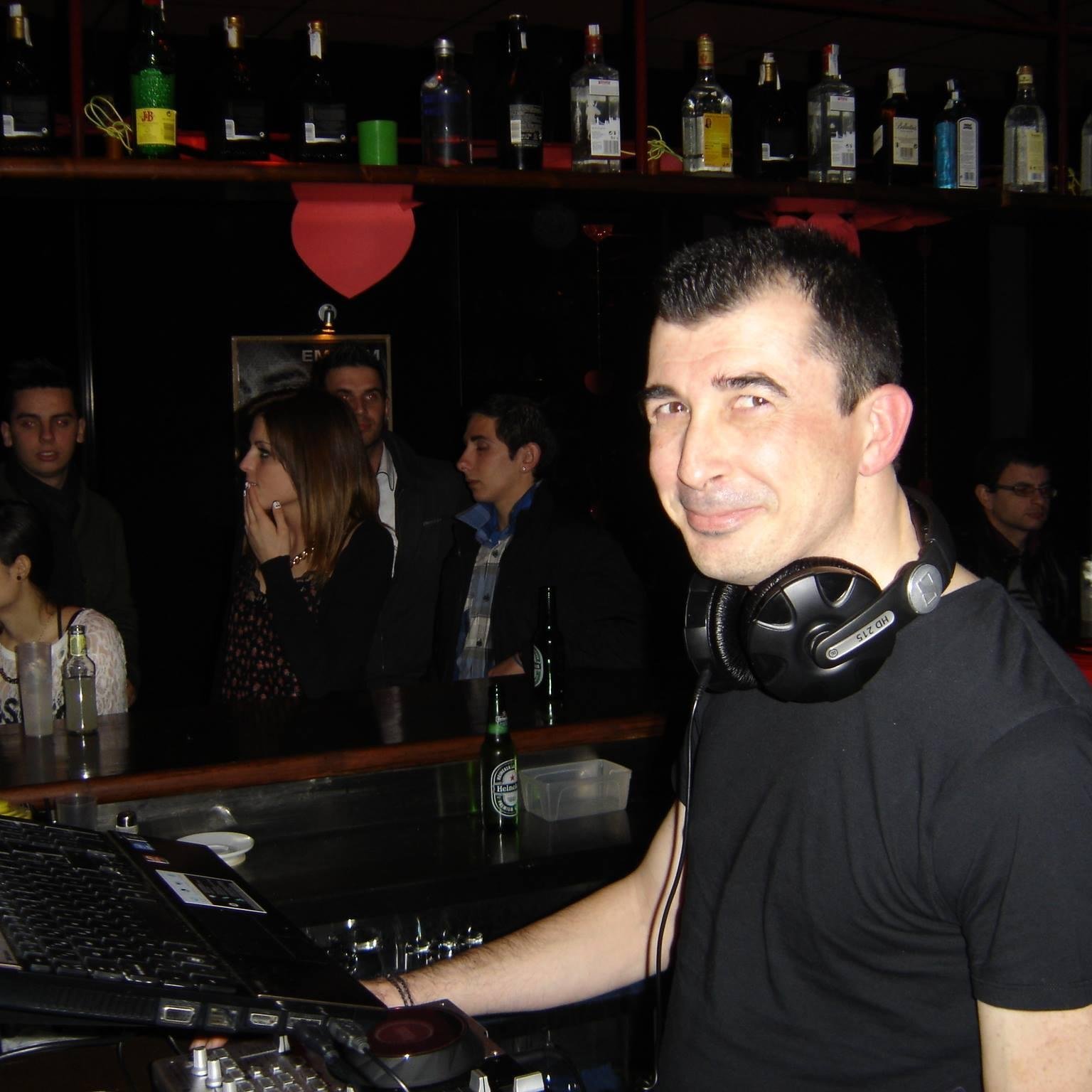 Dj #Afro #Latin #Cuban #Comercial #Deep/Org. #Eventos, #Congresos y #Espectáculos
Contratación +34 687426716
Email: PeterDjPanox@gmail.com