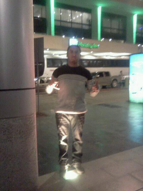 henryespia27's profile picture. 