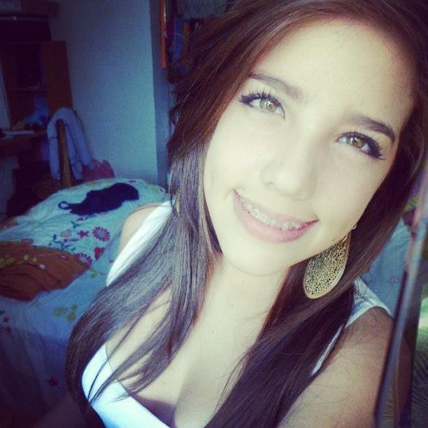 Soy muy Amigable & Guapa :3 :3 http://t.co/mxXpzHDQ7B