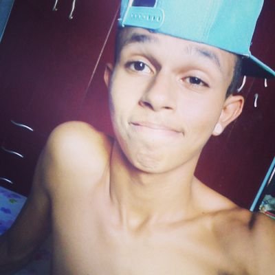 Eles dizem que para sobreviver vc precisa ser louco,o que por sorte eu sou .