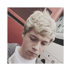 saved account, can you follow @assofnarry please beautiful? xx