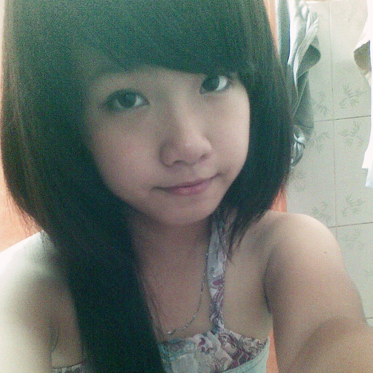 Follow aja, tweet for follback ;)