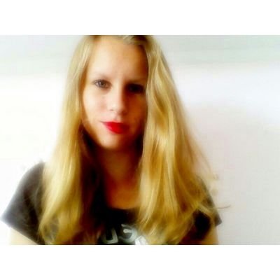 _ACVG_'s profile picture. Just a 16-years old Dutch girl.