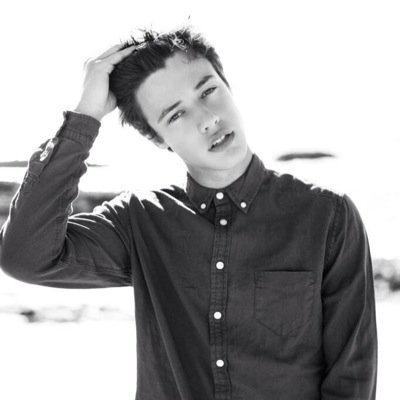 IF YOU AINT TALKING CAMERON I DONT WANNA TALK follow @xcashxbieberx