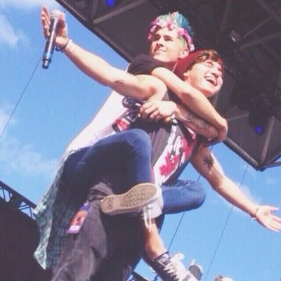 O2L is bae 0/6
ricardo has favorited twice