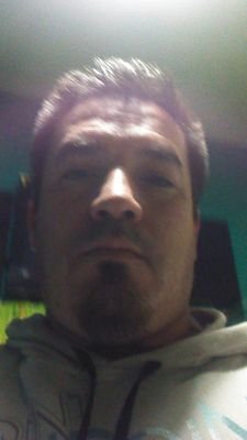 topyacosta's profile picture. 