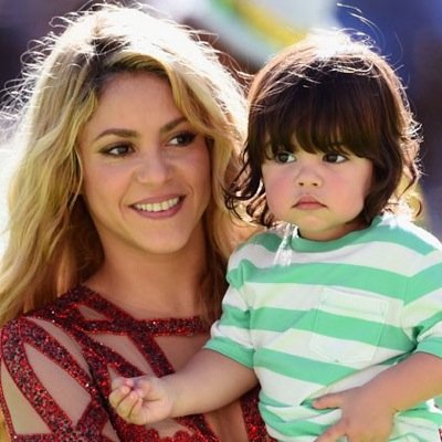 SoyShaki's profile picture. Yo Soy Shakira. Im an international singing superstar. I am on The Voice. I am a mother, a lover, a Philanthropist & A women in the spotlight.[Real = @shakira]