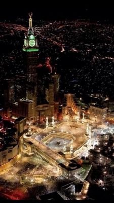 ليس عليك إسعاد كل الناس ، ولكن عليك أن لا تؤذي أحداً . ..............