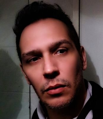 CairoWalter's profile picture. 