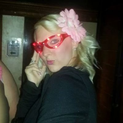 kelbelmitchell's profile picture. 