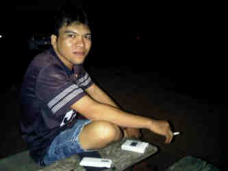 Jadilah yang terbaik,dalam setiap yang anda lakkukan,buat lah orang lain kagum dngn anda.