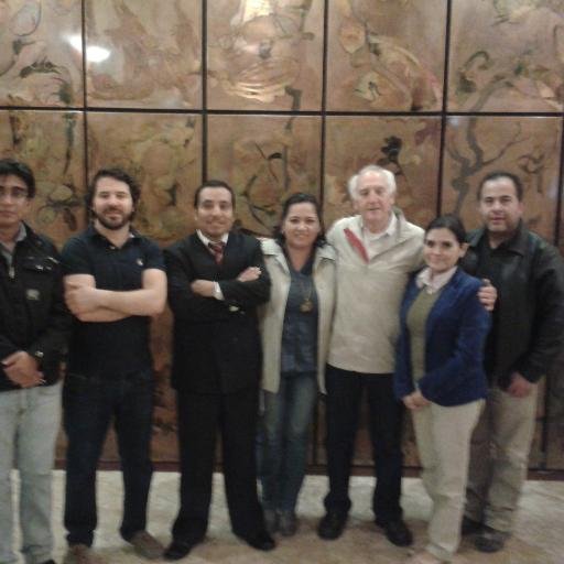 Arquitecta manejo mi propio estudio de arquitectura en la ciudad de Loja, actualmente S. Público, preparándome en el manejo territorial y urbano