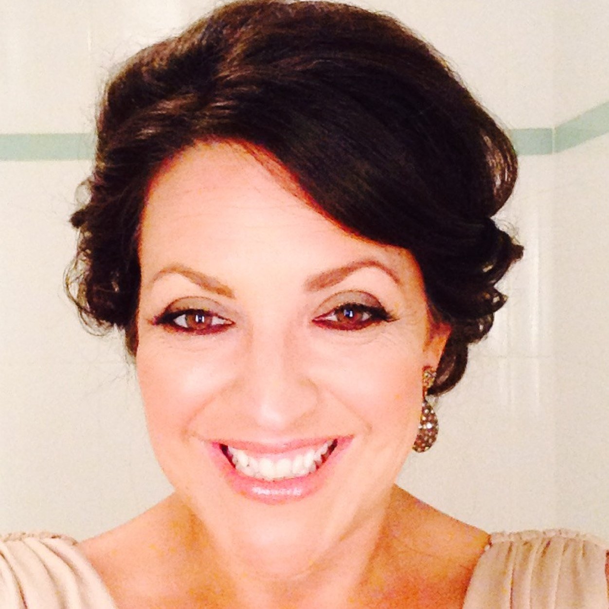 kt_inge's profile picture. Animal loving, gin loving, Champagne drinking Shutterbug!