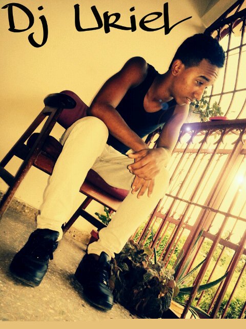 Sigueme y te sigO' ~ Dj uriel~Whatsaap #8093199827 , amO a #MiiFlacaa (Instagran @uriel_hilario) Facebook #UrielHilarioMartinez