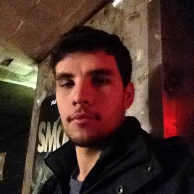 Apple fanboy, indierocker, corredor e vascaíno.