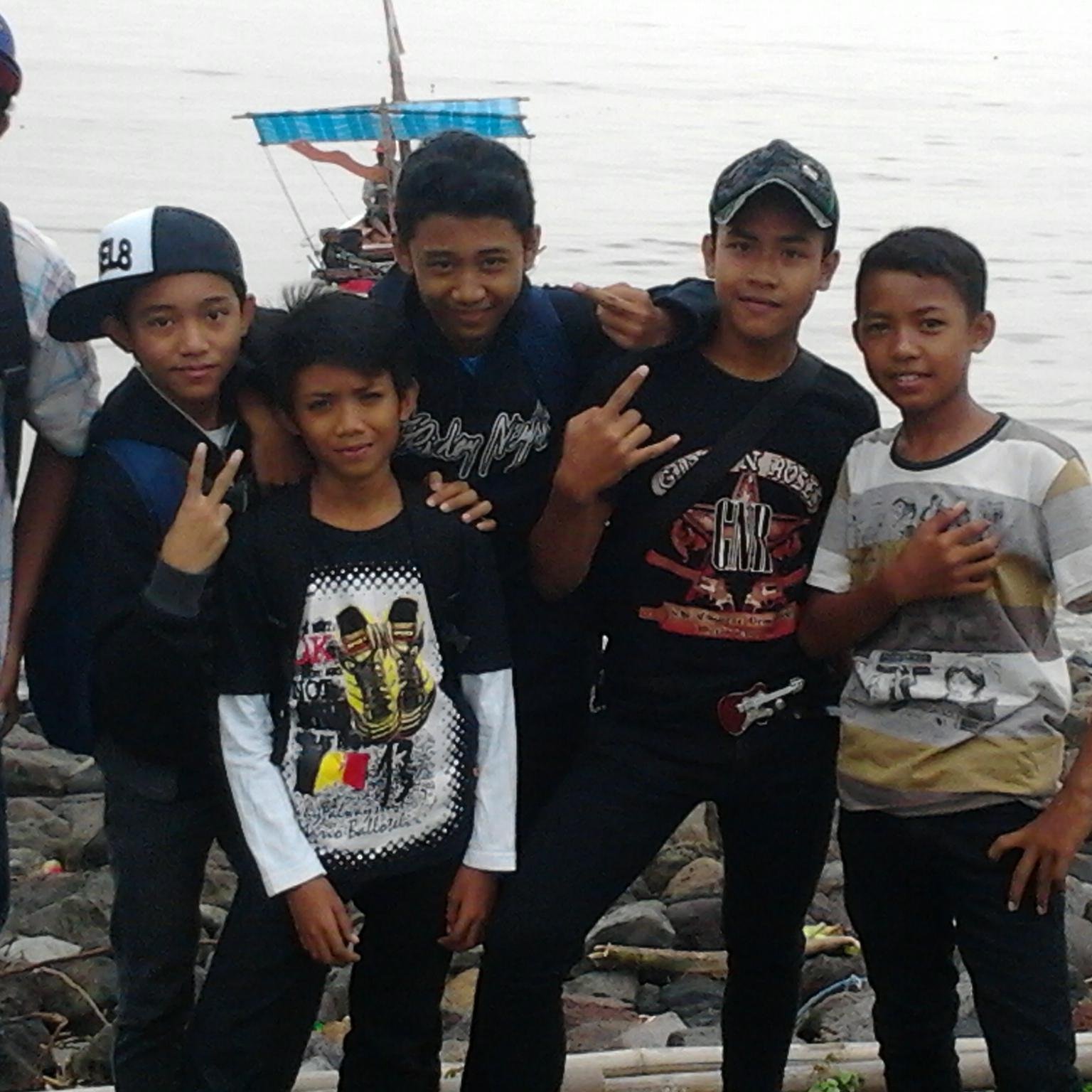 AndyEspc's profile picture. Music Is My Life