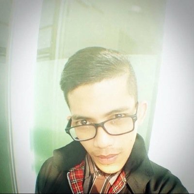 Ordinary Moslem Boy - Capturer - ArtWorker - Dreamer - GadgetFreak - Music - EnglandSubculture - Timeline 4 Fun - Mention 4 follback -