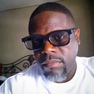 don't let your pass Fuck up ur present. live life to tha fullest. life to short