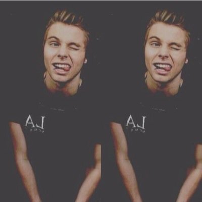 PLEASE FOLLOW @LEFLAWEDFILLE BECAUSE SHE GAVE YOU THIS FOLLOW TWEET HER A PIC OF YOUR SUNSHINE FOR A FOLLOWBACK XX @LEFLAWEDFILLE