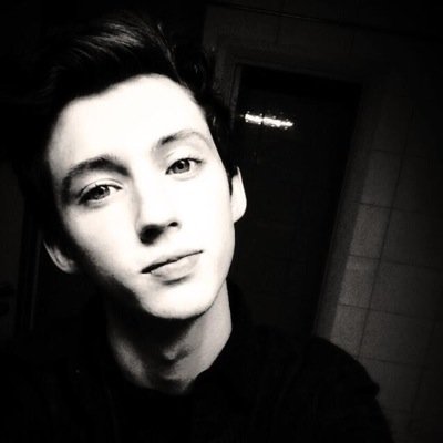 Free follow from @tillystwink bc ily