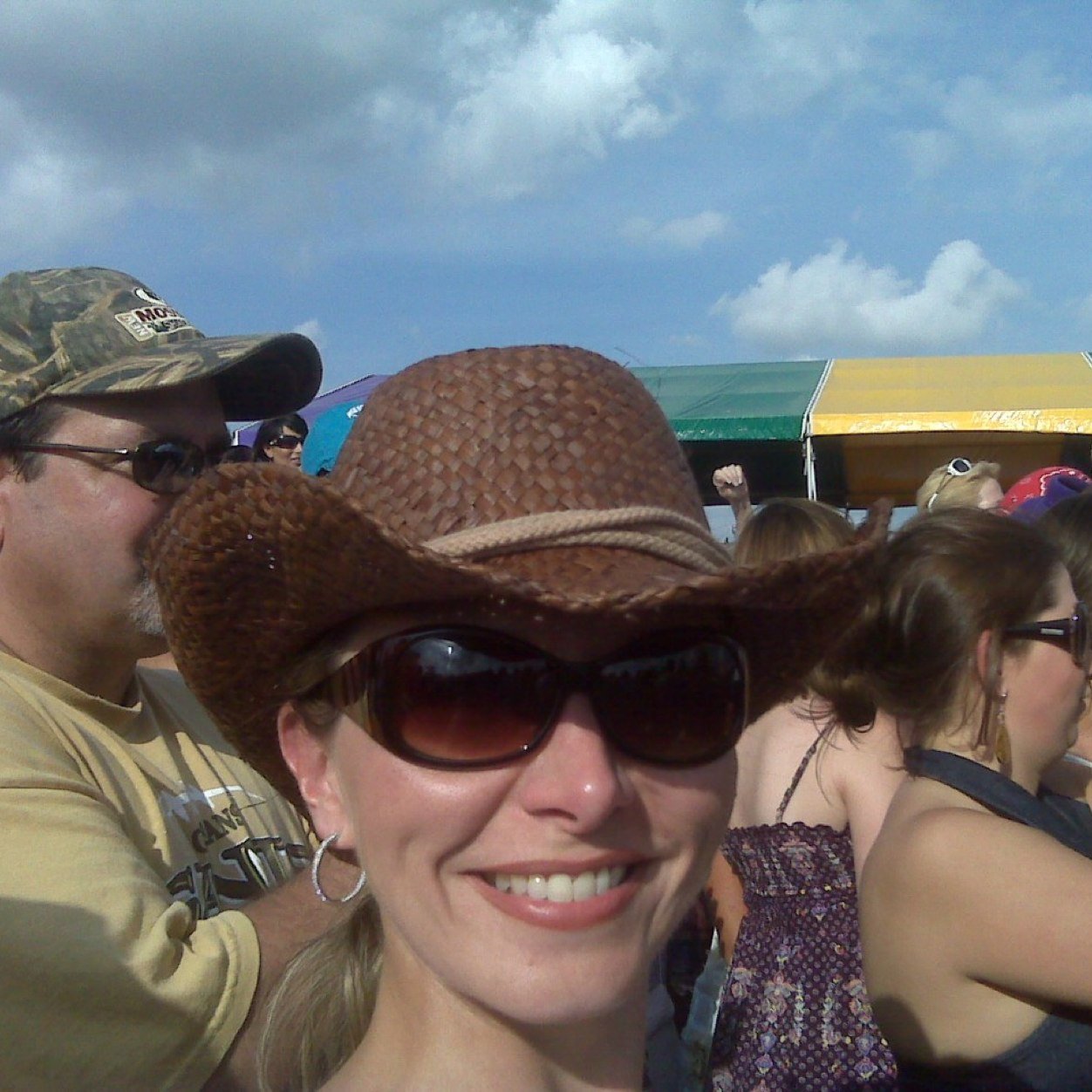 KAKJOY's profile picture. 