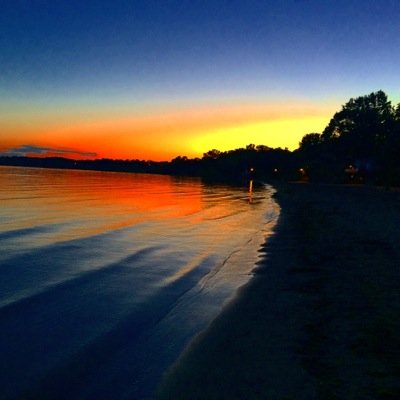 krisevaloui's profile picture. 