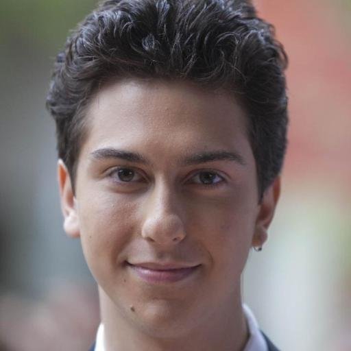 CorvusBlack14's profile picture. Brother of Bellatrix, Andromeda, and Narcissa. 7th year, 16, sub.